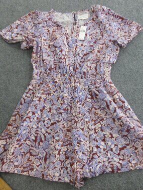 Anthropologie Romper Womens Small Red Floral Short Sleeve Button Front Casual